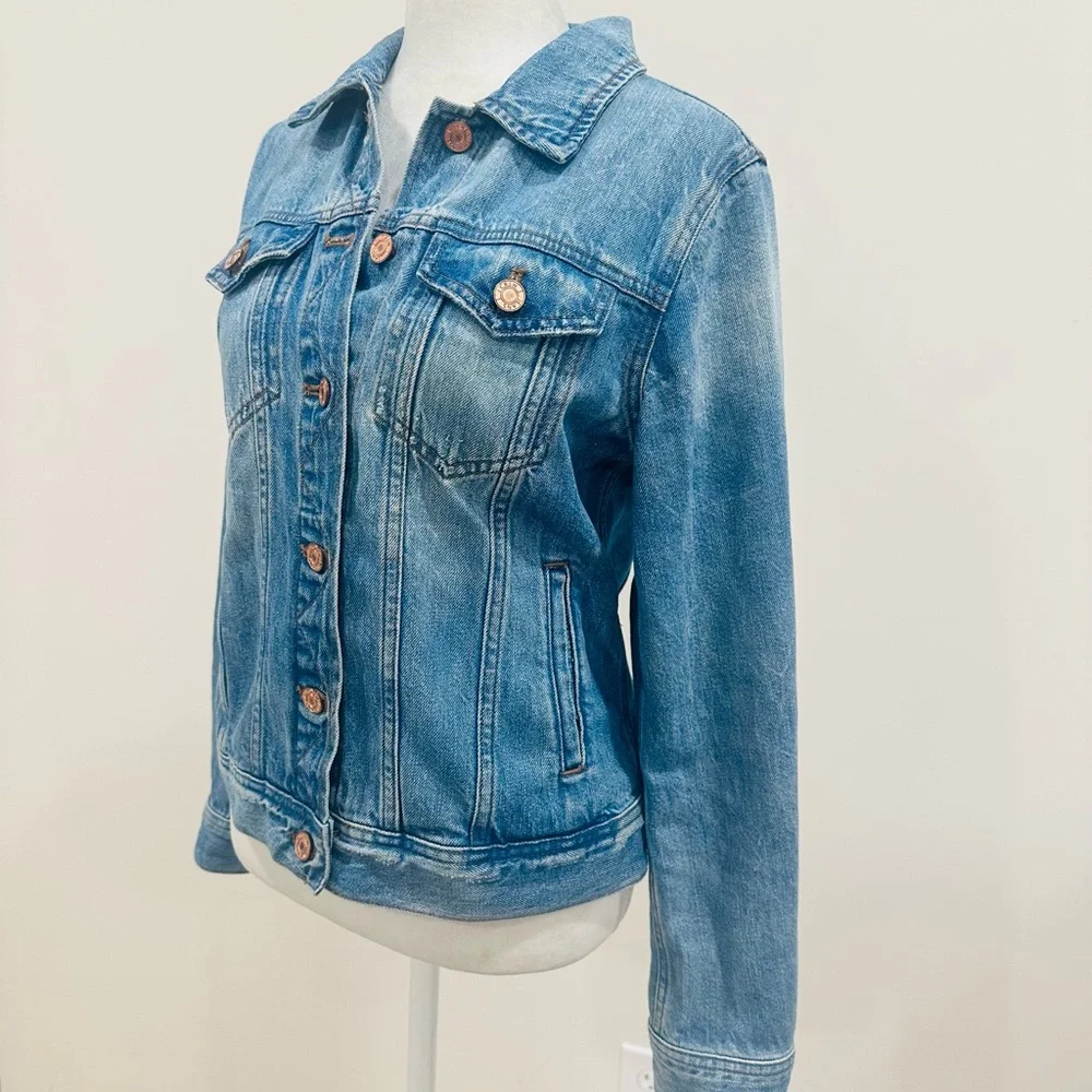 J. Crew  Women’s Jeans Denim Jacket with Copper Buttons Size‎ S